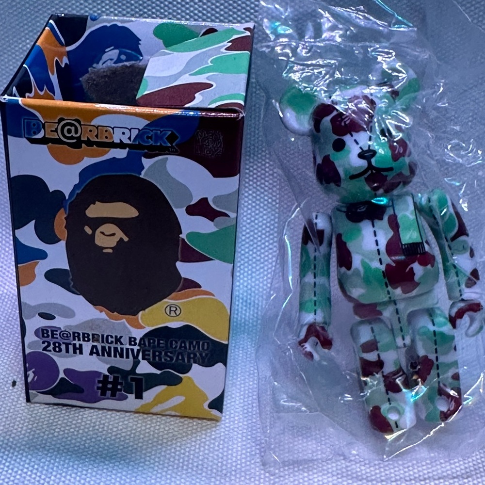 Bearbrick x Bathingape green,brown, white